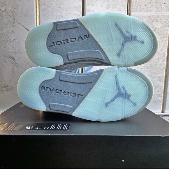 Women’s Air Jordan 5 Retro ‘BlueBird’ Size 6 DD9336-400 B-grade - Picture 5 of 6